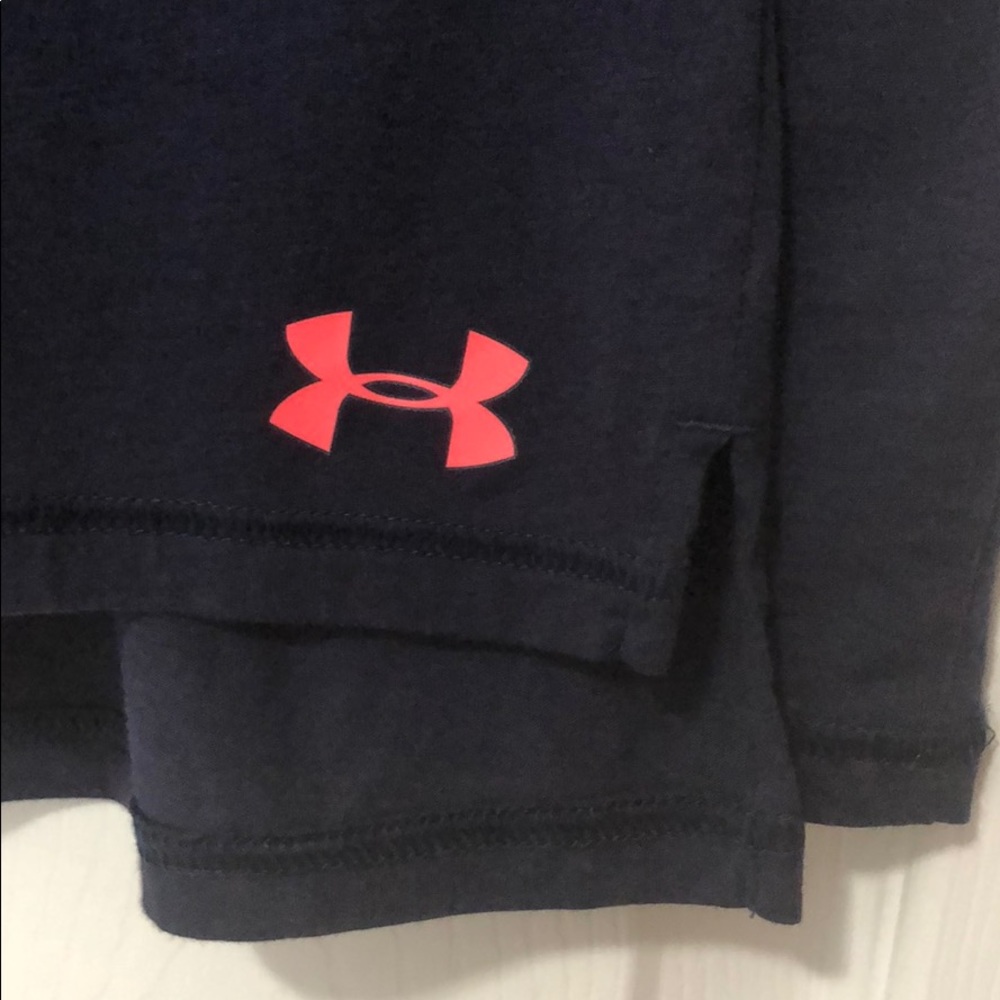 Women’s Under Armour HeatGear lightweight long sleeve, Size S - Picture 4 of 5